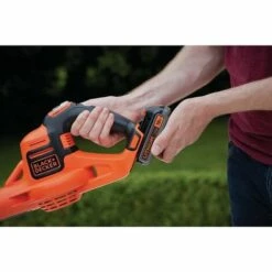 BLACK & DECKER Souffleur Sans Fil 18V BLACK+DECKER Batterie 2,0Ah Chargeur Rapide 209 Km/h -Aspirateur souffleur Soldes Magasin 34912735 2
